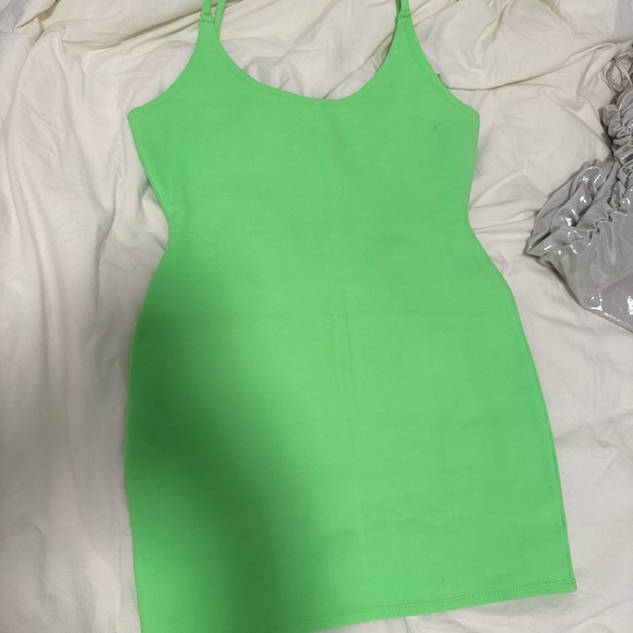 GOING OUT DRESSES - Picture 4 of 13